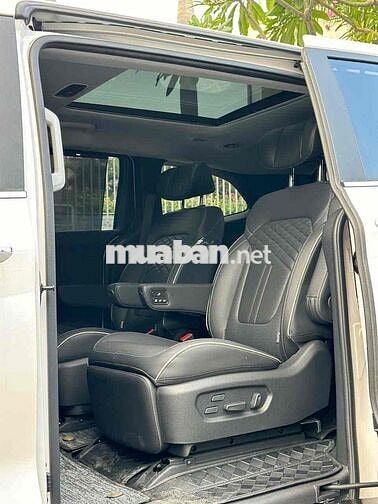 Hyundai Custin 2.0Turbo Odo 30.139 km Đk 2/2024
