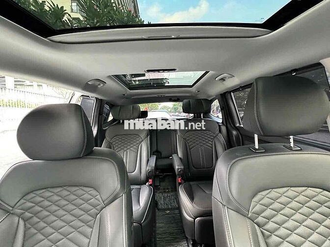 Hyundai Custin 2.0Turbo Odo 30.139 km Đk 2/2024