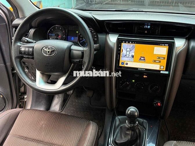 Bán Fortuner dầu sàn 2020- HT Bank 65% giá còn bớt
