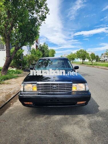 Toyota Crown 1994 màu Đen