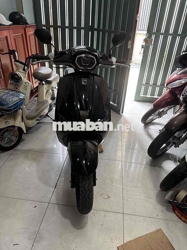 Vespa GTDD 50cc màu Cam