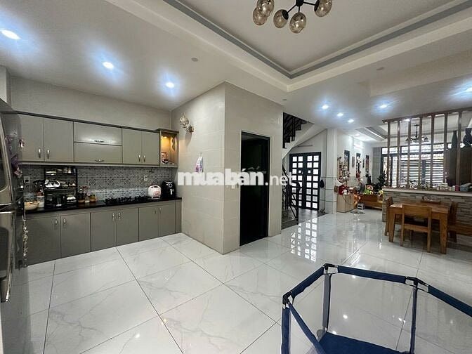 Nhà 6x18m, 4 tầng, KDC Him Lam, P.7, Q.8