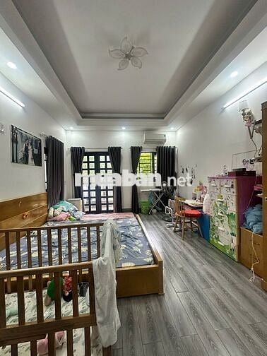 Nhà 6x18m, 4 tầng, KDC Him Lam, P.7, Q.8