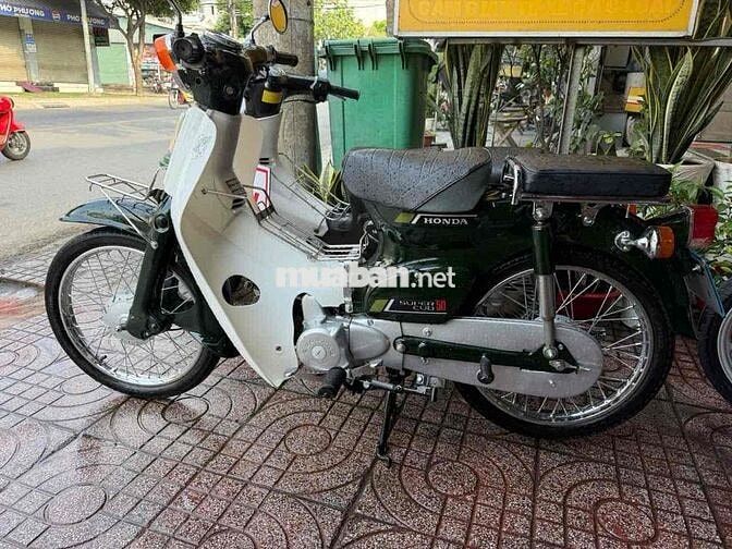 Vespa GTDD 50cc màu Cam