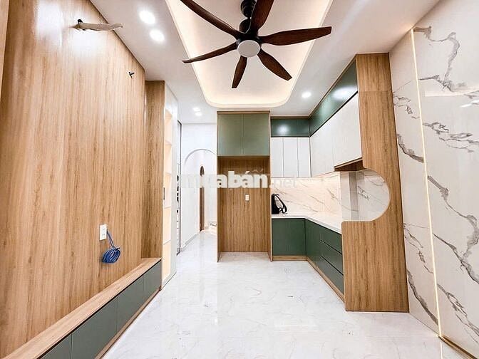 Hẻm Võ Văn Tần, Quận 3, dt 37m2, 3 tầng, 2PN, Mới, Ở liền, 4.95 tỷ