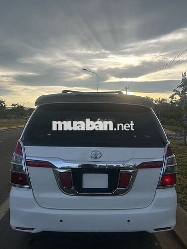 Toyota Innova 2013 Trắng