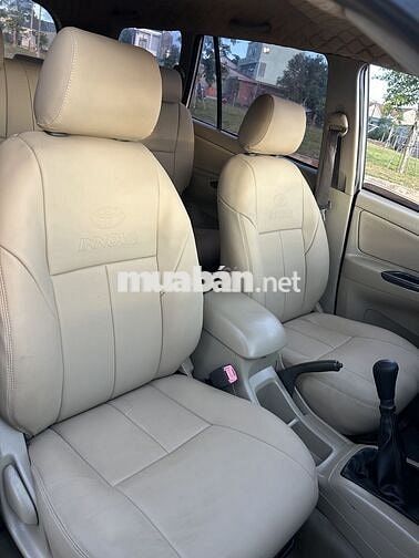 Toyota Innova 2013 Trắng