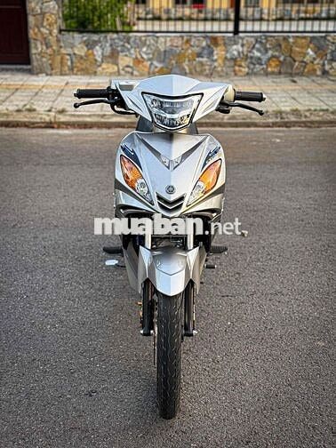 Yamaha Exciter xuống áo Bạc Xanh
