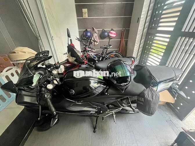 xe mô tô Yamaha R15 V4 màu Đen
