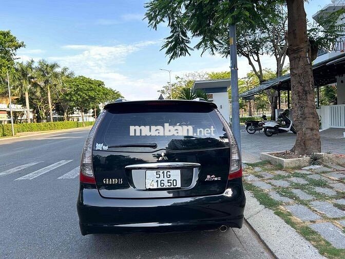 Mitsubishi Grandis 2008 Đen