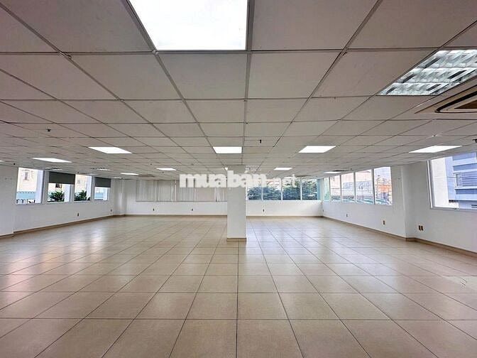 NHÀ MẶT TIỀN DTSD 900m2 NGAY NGÃ TƯ HÀNG XANH – BÌNH THẠNH
