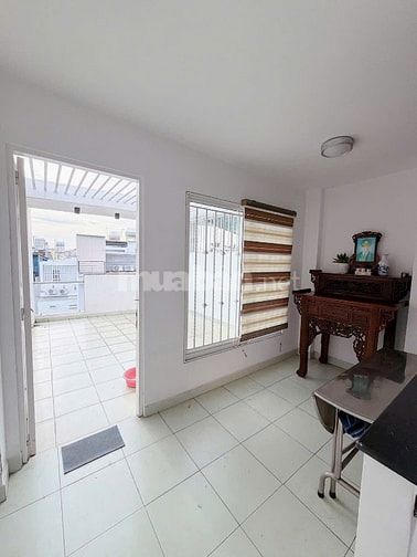 Bán nhà 53m2, 5 lầu hẻm ô tô ngủ nhà ngay trung tâm bình thạnh