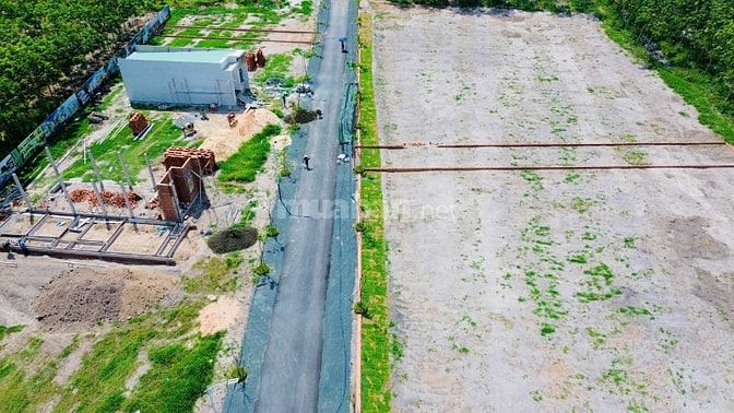 Chủ ngộp ngân hàng cần ra gấp lô đất ngay DT749B Minh Hưng Chơn Thành