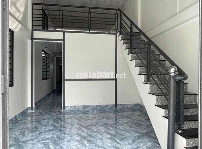 chủ bán nhà ngay đường Hưng Long, bình chánh
