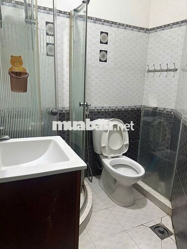 HIẾM- GẦN BV THỐNG NHẤT- HẺM NHỰA XE HƠI - CMT8- 4 TẦNG 2.5X11 4.99 TỶ