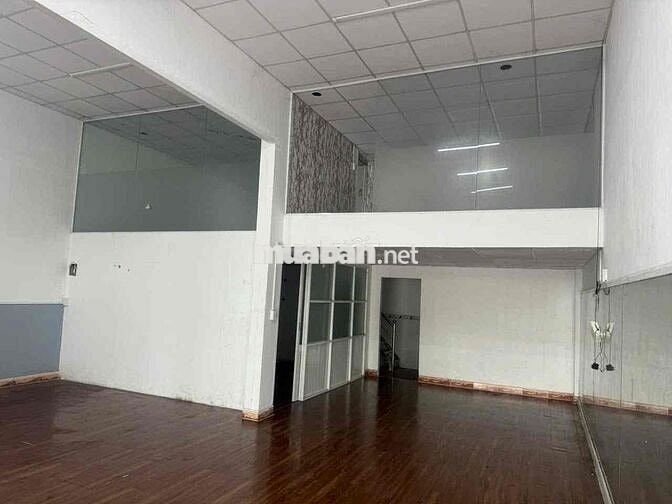 CHO THUÊ MẶT BẰNG (ngang 8mx17m) - Gần Chợ 26 - P.Tân Phong - Giá: 8tr