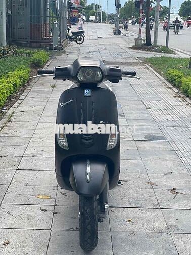 Piaggio Vespa LX 125 Đen nhám