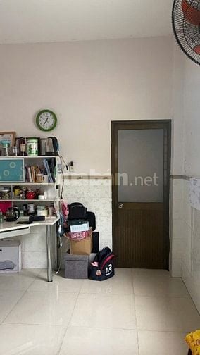 Nhà Q.5 chợ Xã Tây, gần Bệnh viện ĐHYD, 4PN, 3WC