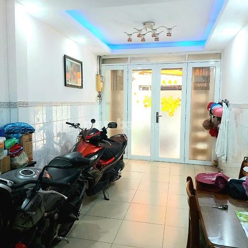 Nhà Q.5 chợ Xã Tây, gần Bệnh viện ĐHYD, 4PN, 3WC