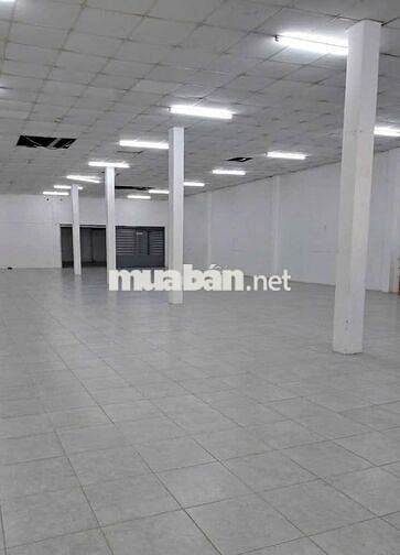 Cho thuê kho Lê Văn Lương sân rộng xe tải 3,5 tấn vào tận nơi