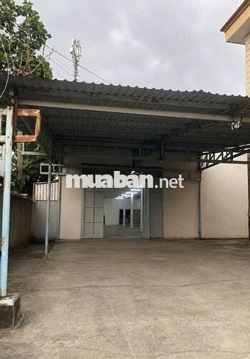 Cho thuê kho Lê Văn Lương sân rộng xe tải 3,5 tấn vào tận nơi