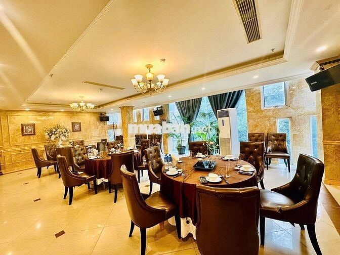 Cho thuê toà nhà phố Triệu Việt Vương mặt tiền 11m