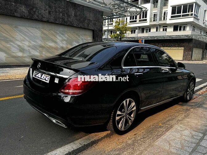 Mercedes C250 Exclusive 2017 Đen 86.000km