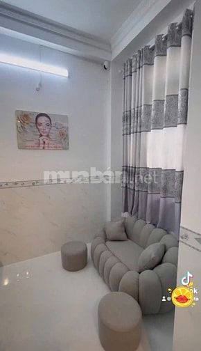 BÁN NHÀ: 2 lầu, Đường HOÀNG BẬT ĐẠT, phường Tân Sơn, 38m2