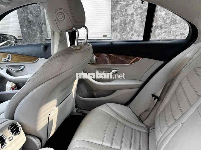 Mercedes C250 Exclusive 2017 Đen 86.000km