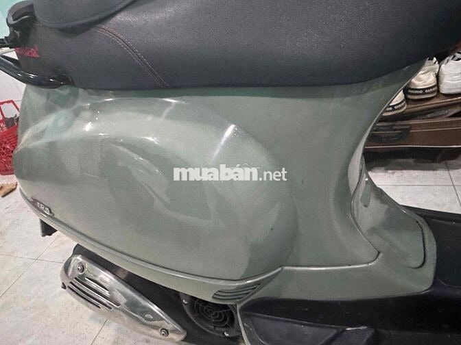 Piaggio Vespa S150 Xám