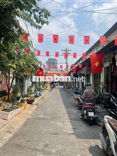 Kios mới Xây Ngay Phạm Văn Đồng Vừa Ở Vừa Kinh Doanh
