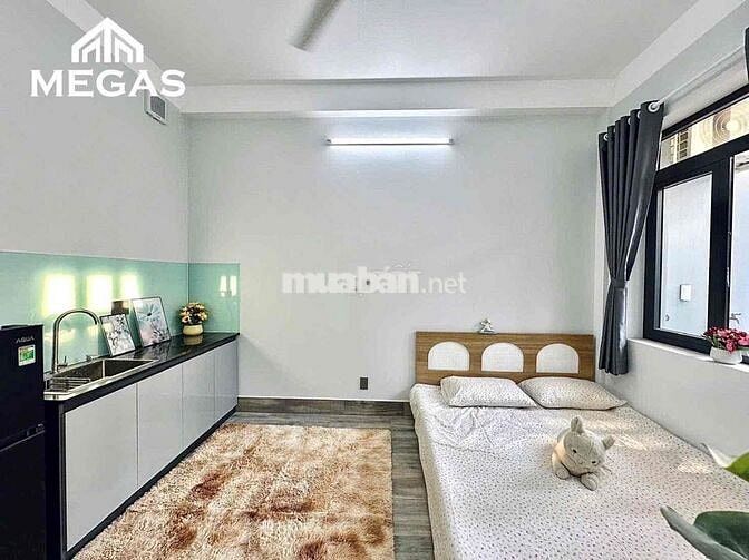 Căn hộ ban công 38m2 ngay Nguyễn Văn Đậu gần Phan Xích Long giáp Q1,3