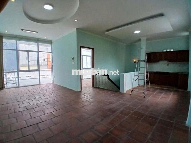 Cho Thuê Nhà Đường Thăng Long, Tân Bình ( 8.5x27m - 8PN - KD TỰ DO )