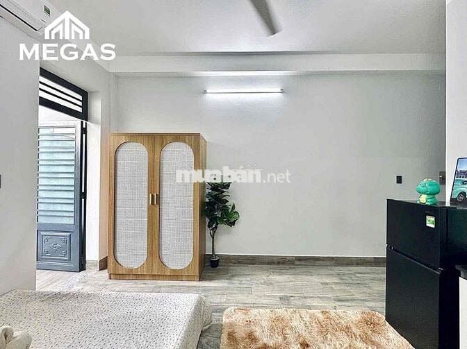 Căn hộ ban công 38m2 ngay Nguyễn Văn Đậu gần Phan Xích Long giáp Q1,3