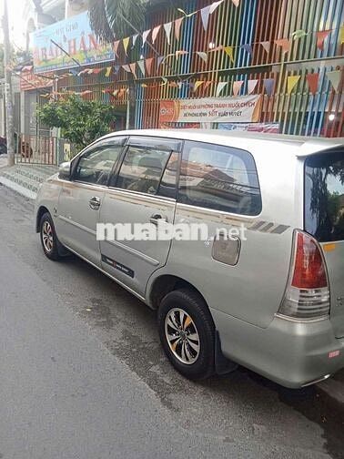 Toyota Innova J 2007 Bạc