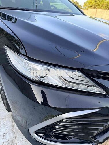 Toyota Camry 2022 2.0 Q Đen 30.000 km