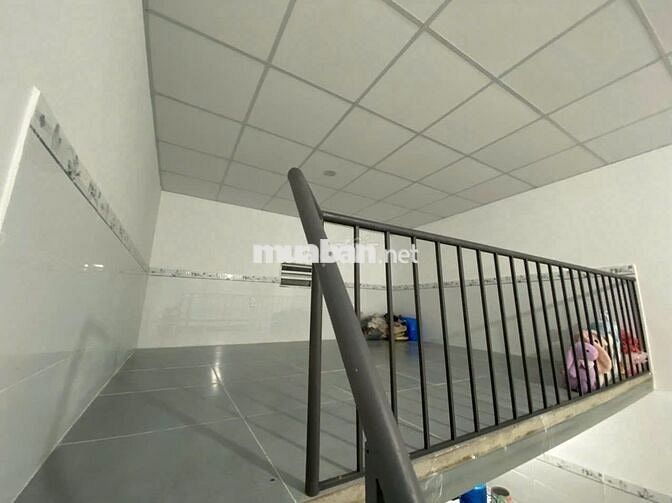 CÒN 1 PHÒNG TRỌ MỚI XÂY RỘNG 36 M2