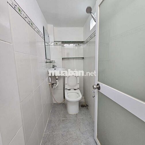 Nhà 3 Tầng đường huỳnh thị đồng thiết kế 4 phòng ngủ.