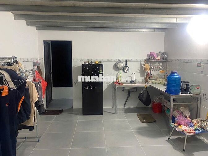 CÒN 1 PHÒNG TRỌ MỚI XÂY RỘNG 36 M2