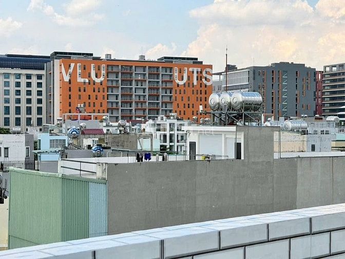 BÁN CHDV NGAY ĐẠI HỌC VĂN LANG CÓ THANG MÁY 