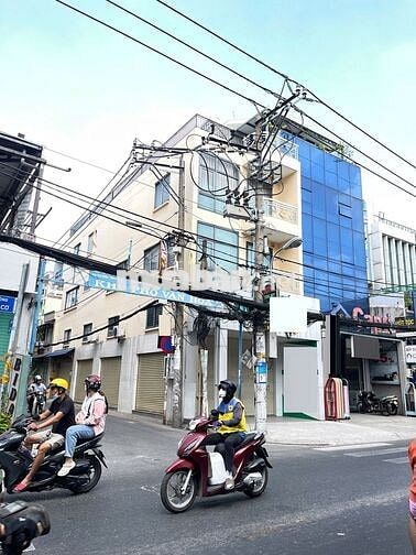 Góc 2 Mặt Tiền Đường Âu Cơ, Phường 10, Quận Tân Bình. 
