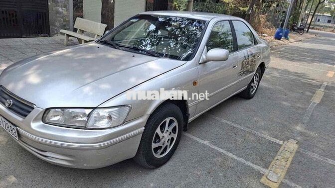 Toyota Camry 2001 2.2 Gli Bạc