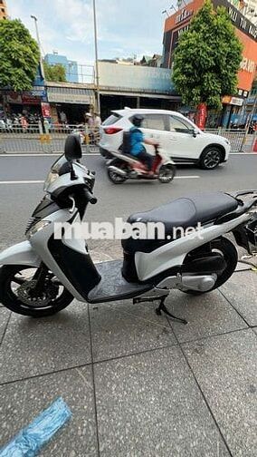 Honda SH 150i 2010 Trắng đã sử dụng