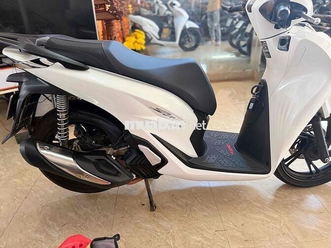 Honda SH 160i màu Trắng