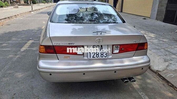 Toyota Camry 2001 2.2 Gli Bạc