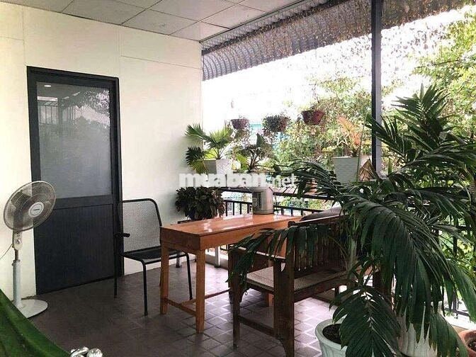 Cho Thuê nhà Nguyên Căn Cách Mạng Tháng 8 Quận 3,50m2,KD Chỉ 13 triệu 