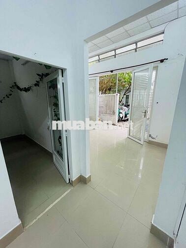 Nhà trệt nguyên căn 5x12m 2phòng hẻm gần Bến Ninh Kiêu thông chợ sắt