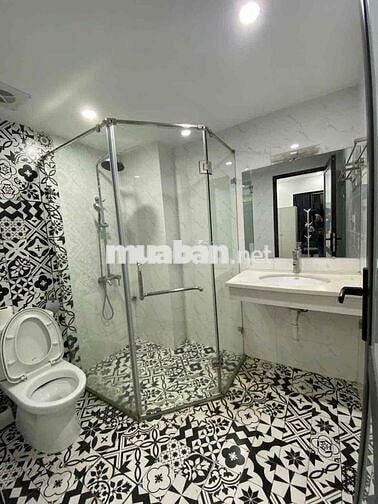bán gấp nhà bát khối thông ra aeon cổ linh
