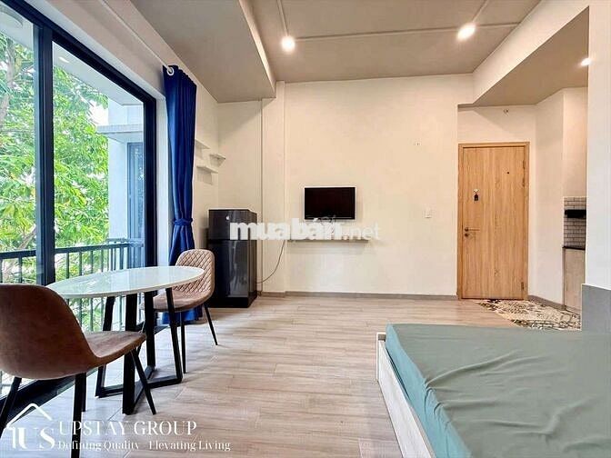 Cho thuê Studio ban công thoáng ngay bờ kè Trường Sa