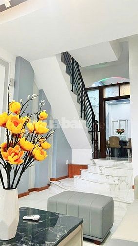 HẺM XE TẢI TÔ HIẾN THÀNH - 63M2 - 5 TẦNG MỚI - 6PN- CÓ KHUNG THANG MÁY